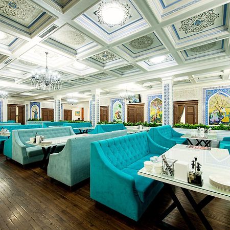 Shymkent Grand Hotel Exteriör bild