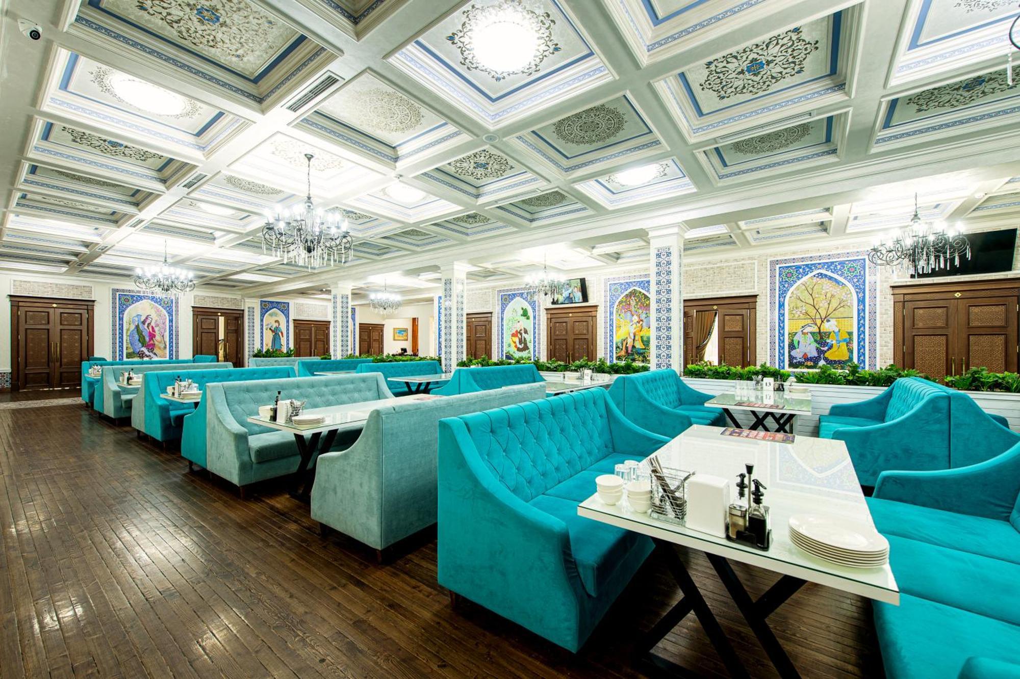 Shymkent Grand Hotel Exteriör bild