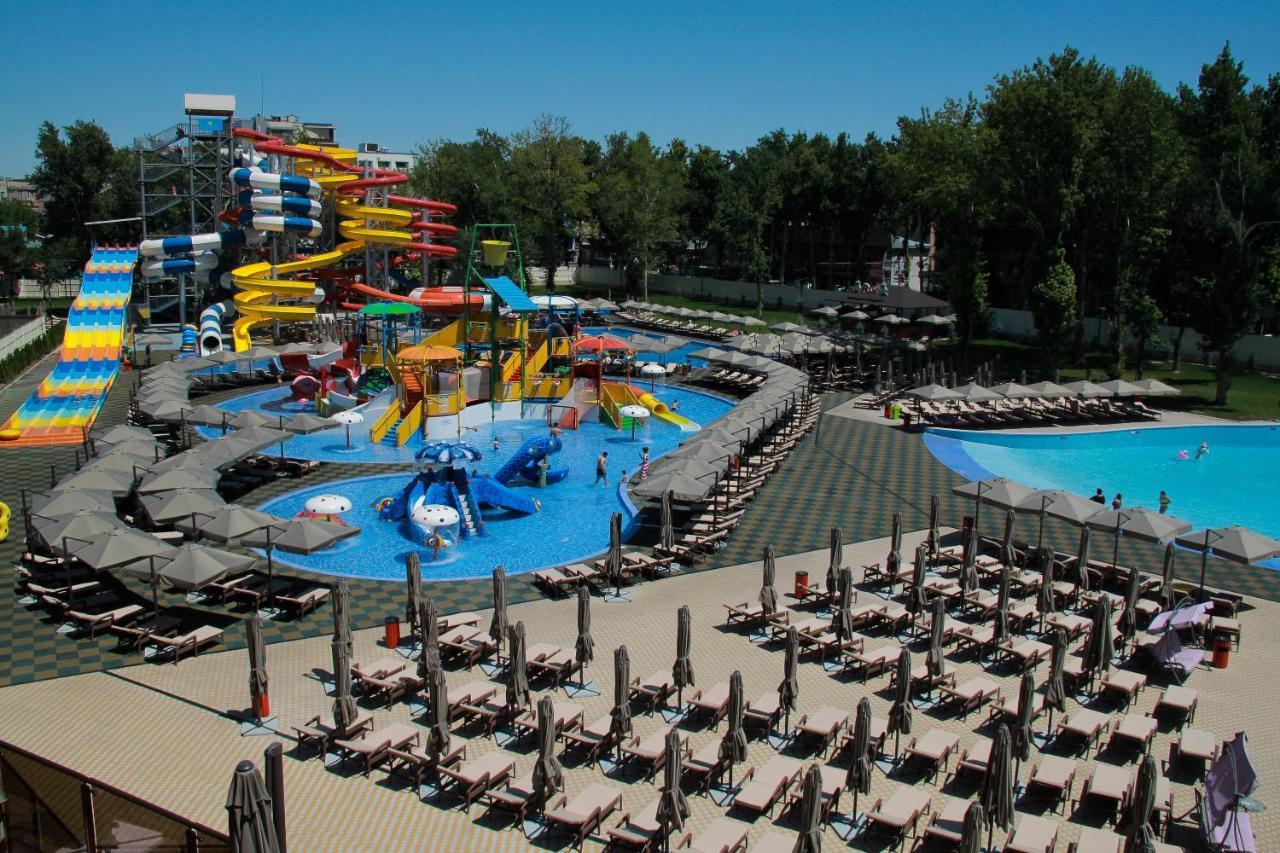 Shymkent Grand Hotel Exteriör bild